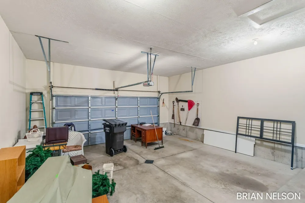 14462 Twin Oaks Street Park Township, MI 49424