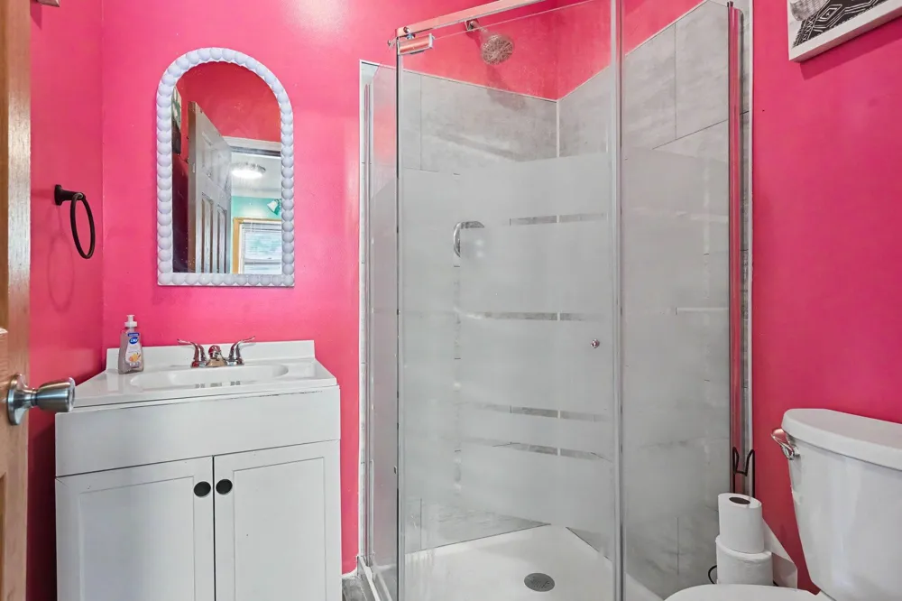 48164 70th Avenue Lawrence Township, MI 49045