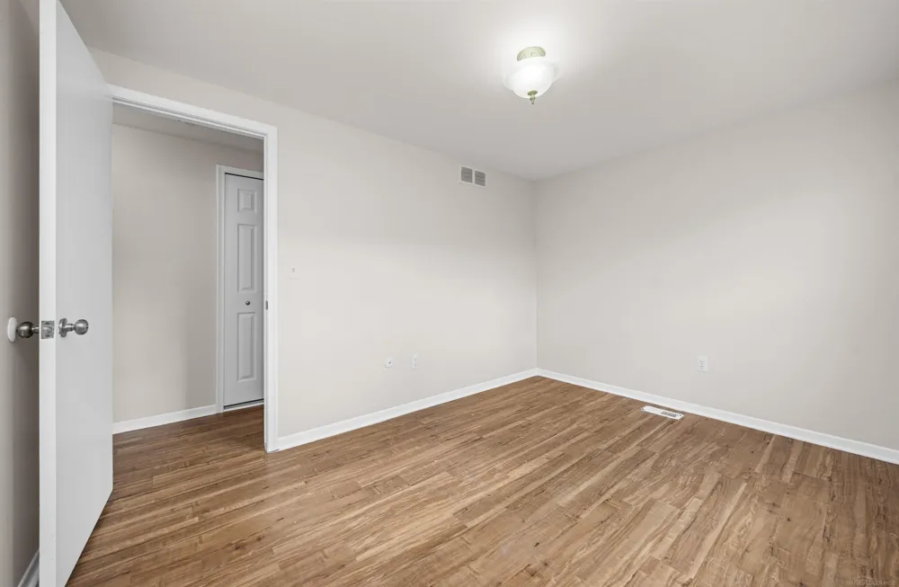3551 Crooks Road Royal Oak City, MI 48073
