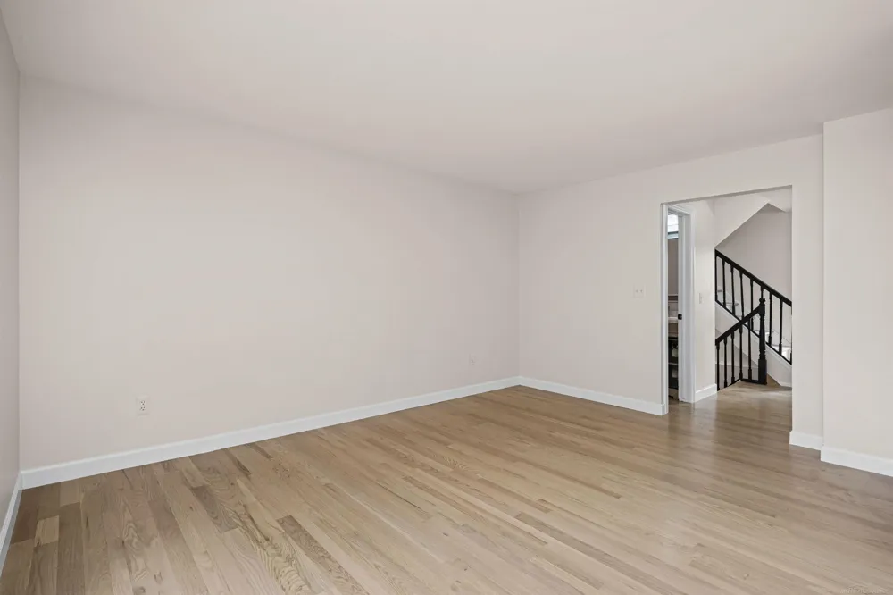 3551 Crooks Road Royal Oak City, MI 48073