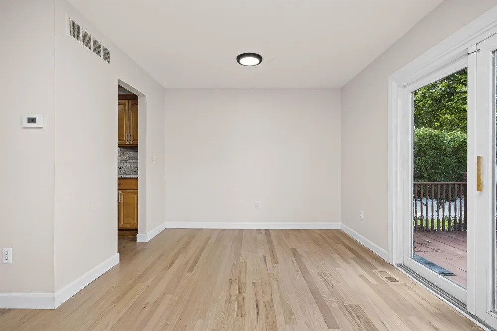 3551 Crooks Road Royal Oak City, MI 48073