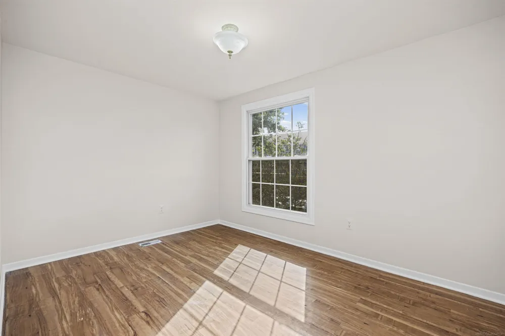 3551 Crooks Road Royal Oak City, MI 48073
