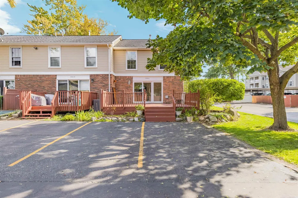 3551 Crooks Road Royal Oak City, MI 48073
