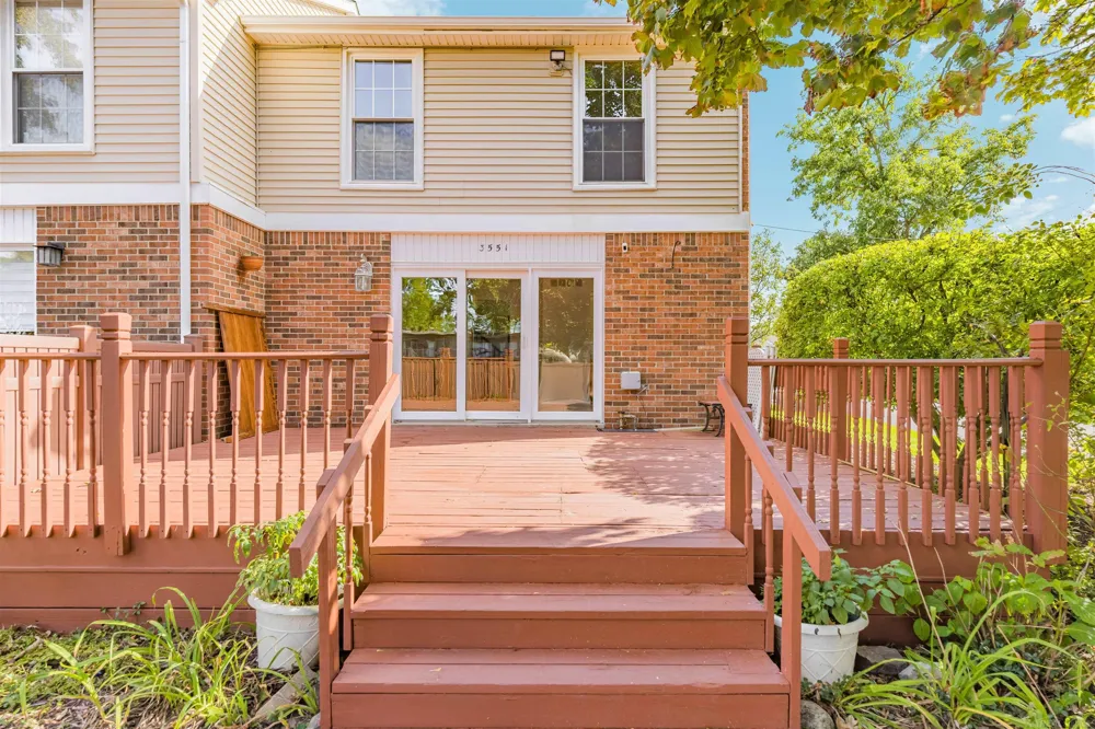3551 Crooks Road Royal Oak City, MI 48073