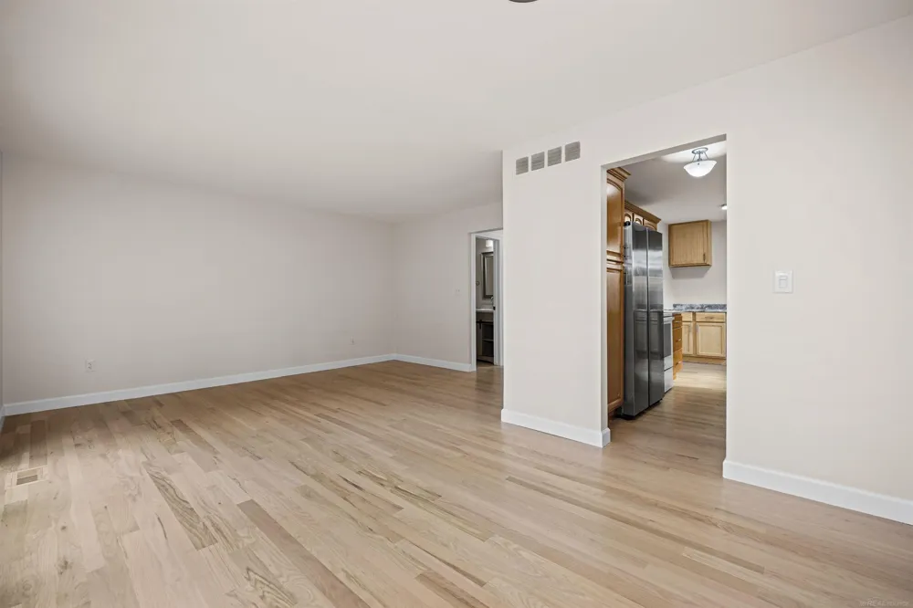 3551 Crooks Road Royal Oak City, MI 48073
