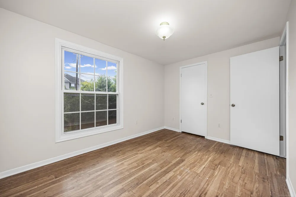3551 Crooks Road Royal Oak City, MI 48073