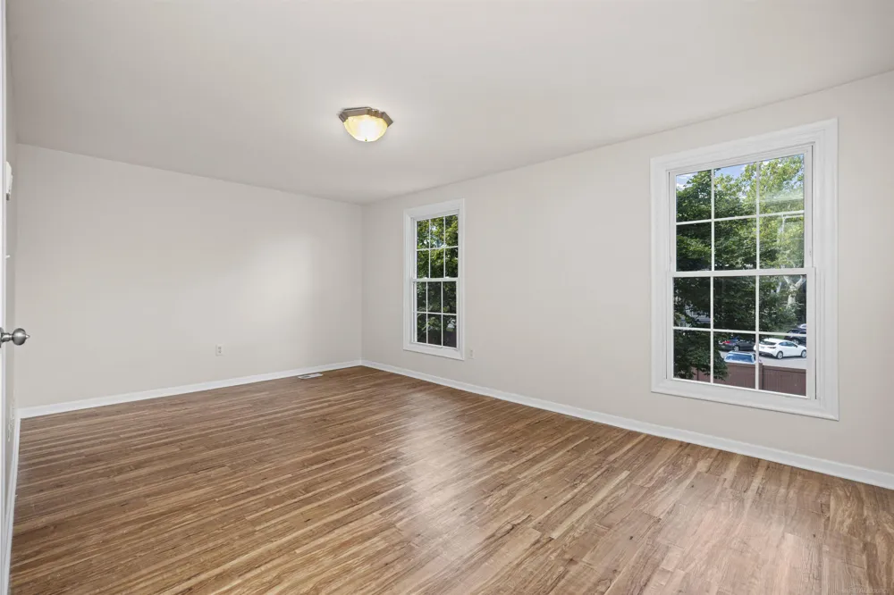 3551 Crooks Road Royal Oak City, MI 48073