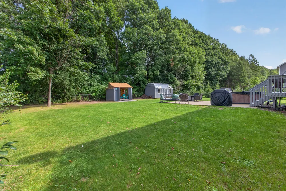 5168 Stone River Road Blackman Charter Township, MI 49201