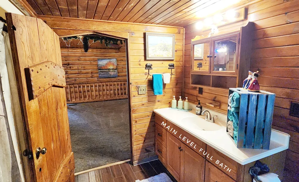 9557 E Anthony Road Logan Township, MI 49402