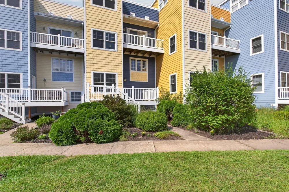 15 Diamond Point Lane New Buffalo City, MI 49117