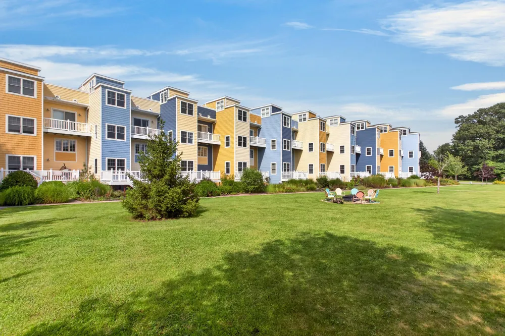 15 Diamond Point Lane New Buffalo City, MI 49117