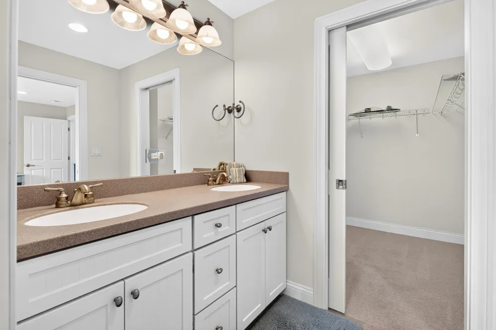 15 Diamond Point Lane New Buffalo City, MI 49117