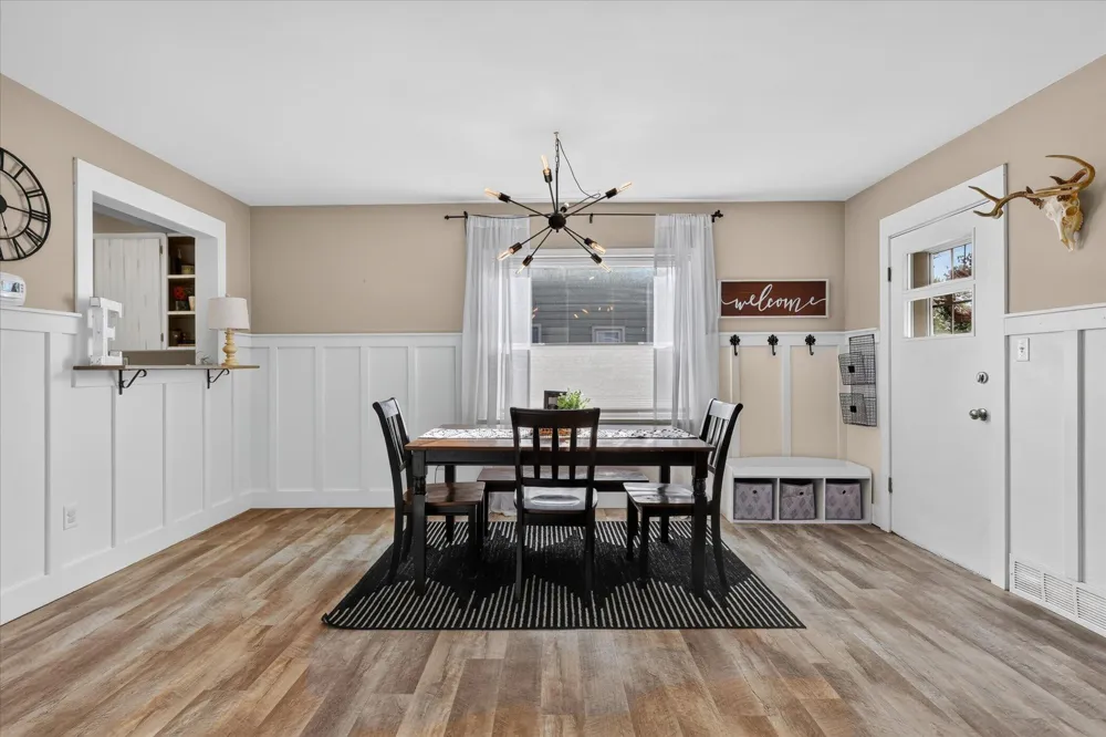 307 W Washington Avenue Zeeland City, MI 49464
