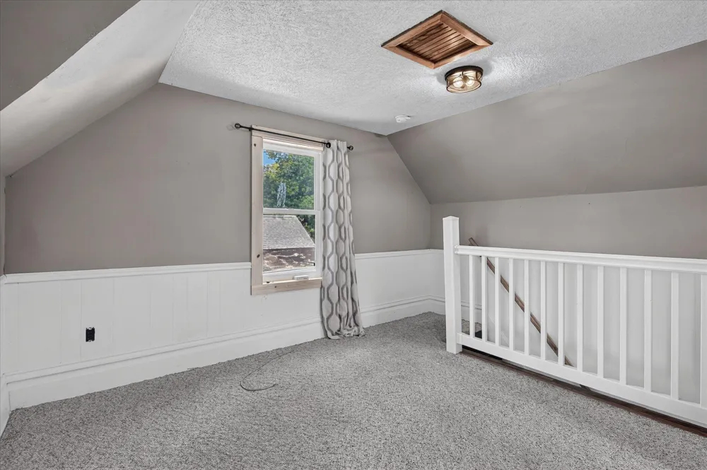 307 W Washington Avenue Zeeland City, MI 49464
