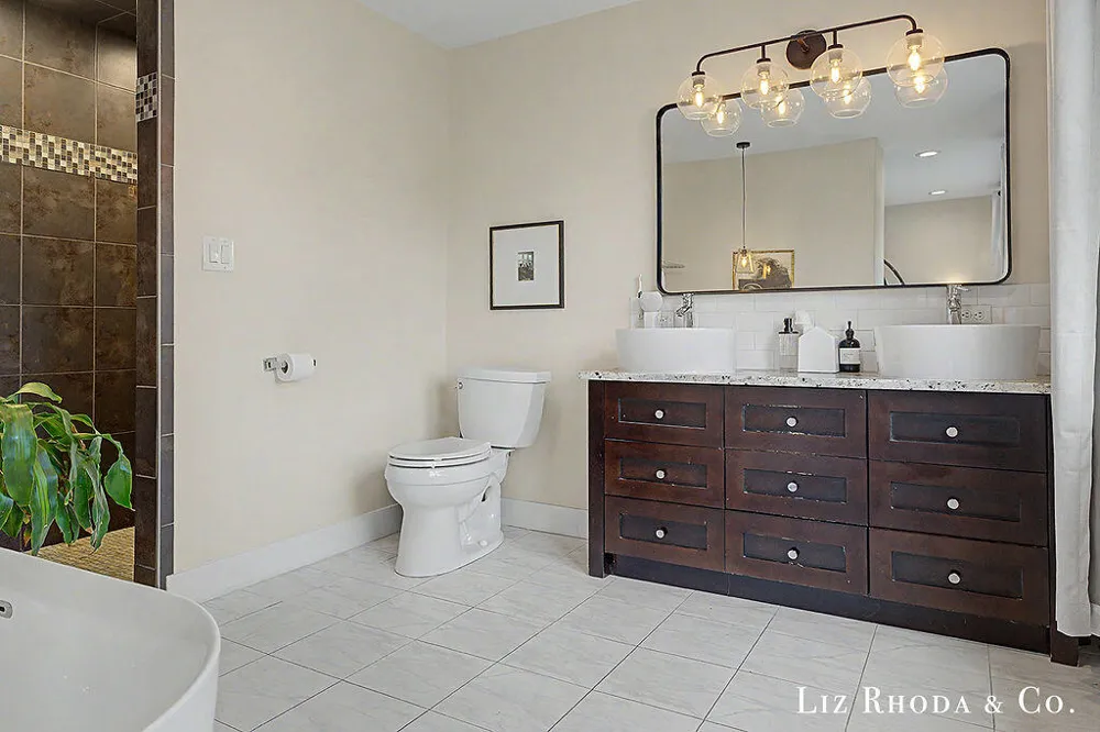 5061 Egypt Valley Avenue NE Cannon Township, MI 49306
