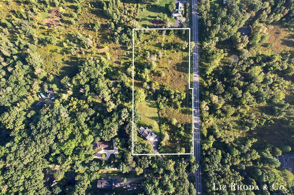 5061 Egypt Valley Avenue NE Cannon Township, MI 49306