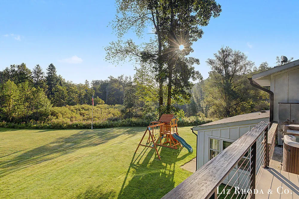 5061 Egypt Valley Avenue NE Cannon Township, MI 49306