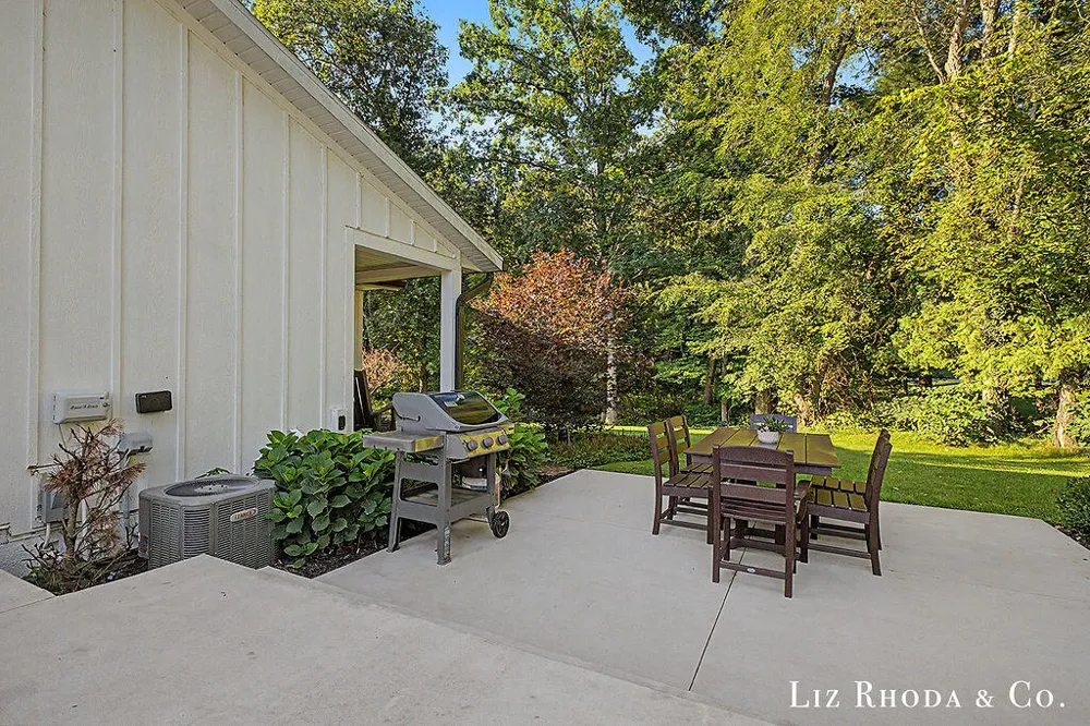 5061 Egypt Valley Avenue NE Cannon Township, MI 49306