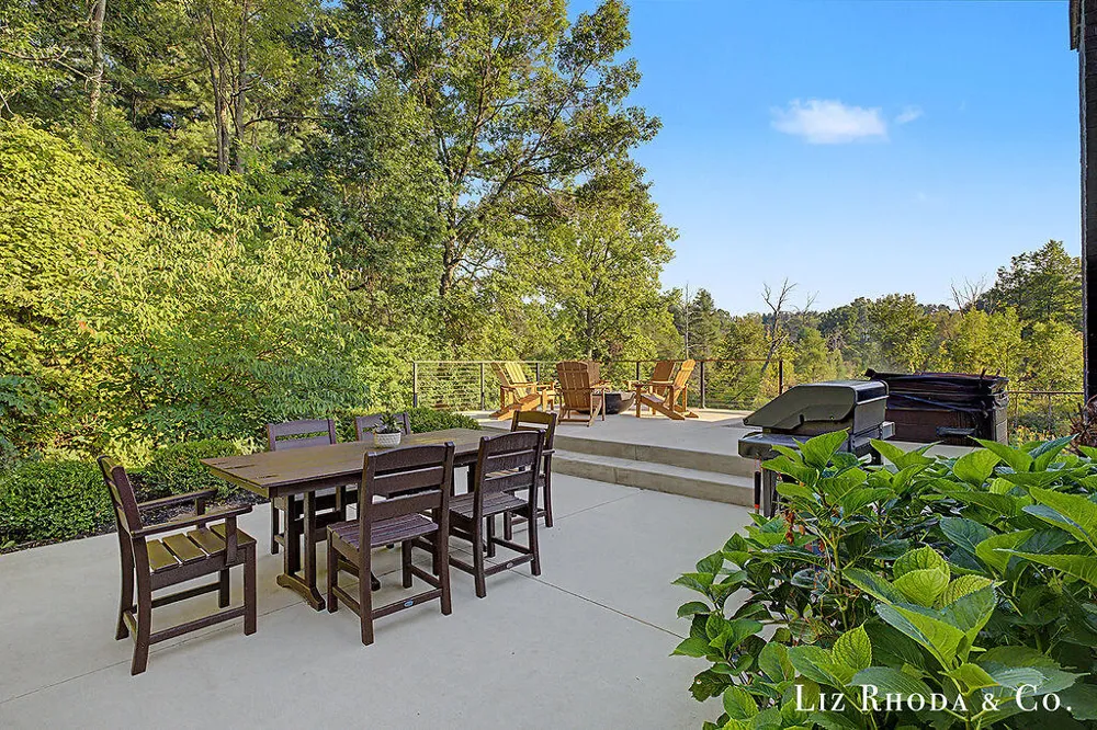 5061 Egypt Valley Avenue NE Cannon Township, MI 49306