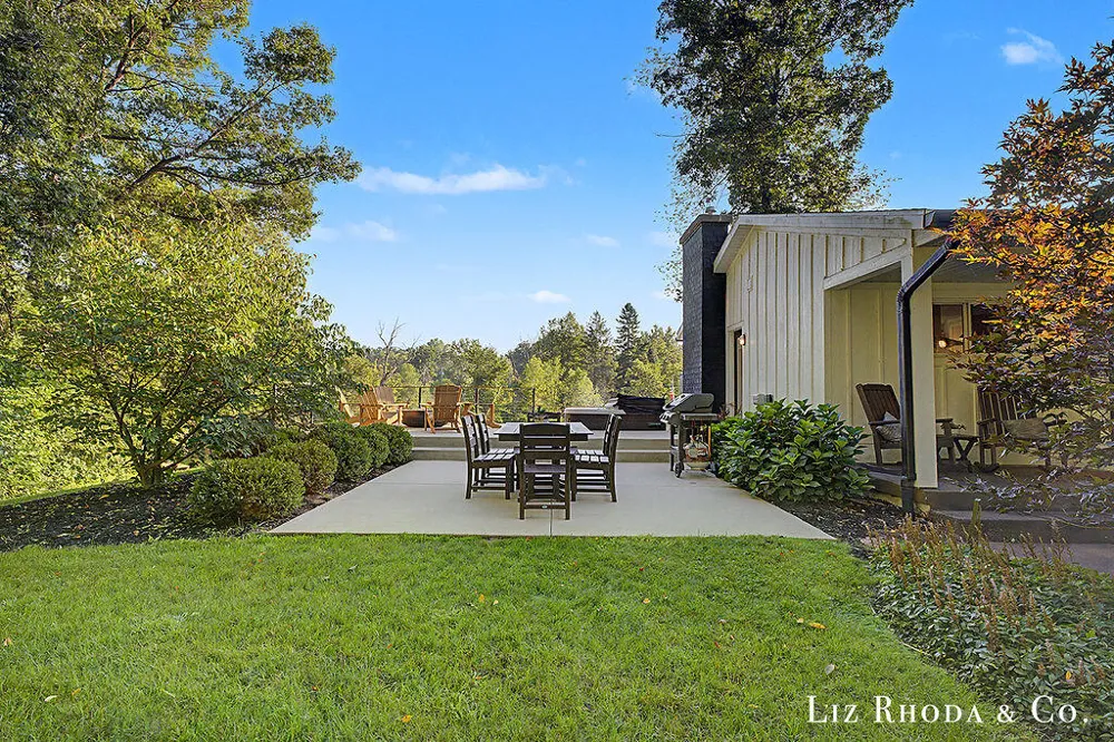 5061 Egypt Valley Avenue NE Cannon Township, MI 49306