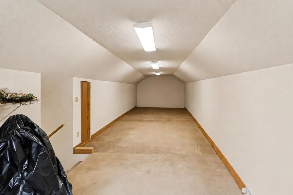 5785 W Isabella Road Greendale Township, MI 48858