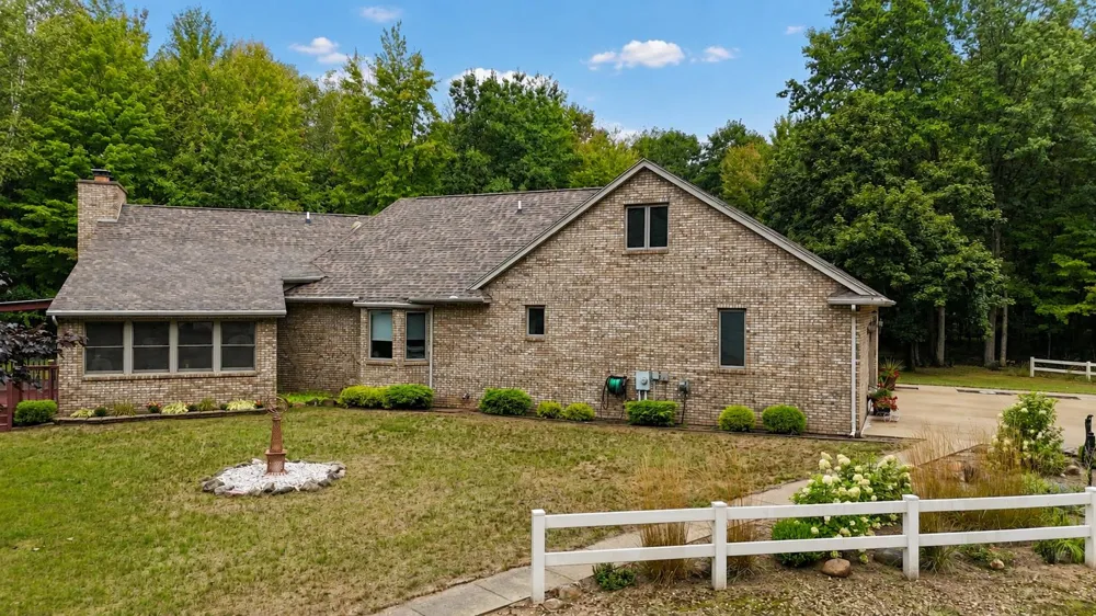 5785 W Isabella Road Greendale Township, MI 48858