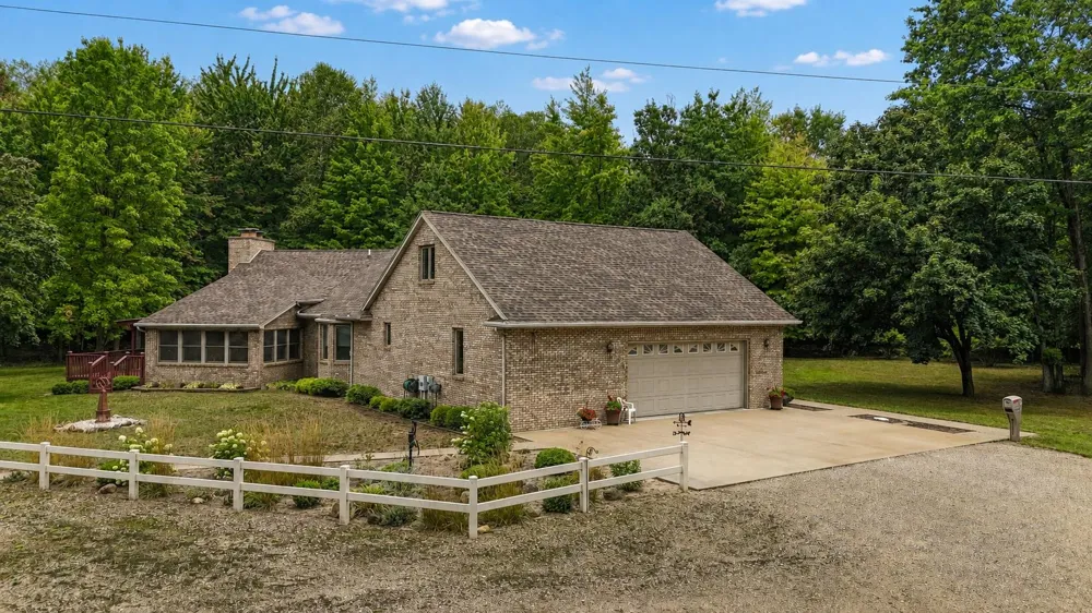 5785 W Isabella Road Greendale Township, MI 48858