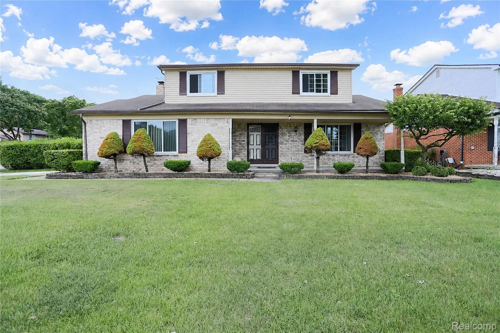 4788 Bloomfield Drive Sterling Heights City, MI 48310