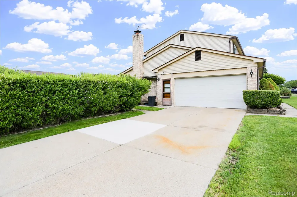 4788 Bloomfield Drive Sterling Heights City, MI 48310