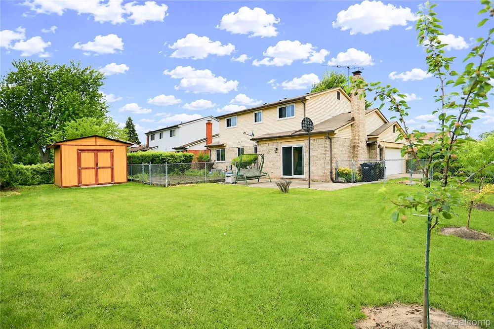 4788 Bloomfield Drive Sterling Heights City, MI 48310