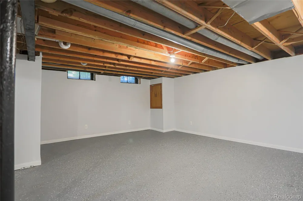 4788 Bloomfield Drive Sterling Heights City, MI 48310