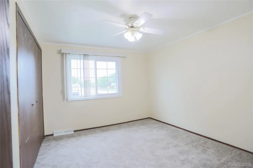 4788 Bloomfield Drive Sterling Heights City, MI 48310