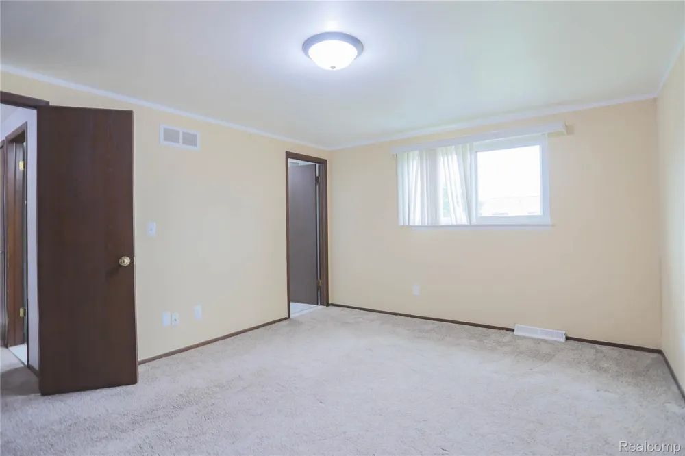 4788 Bloomfield Drive Sterling Heights City, MI 48310