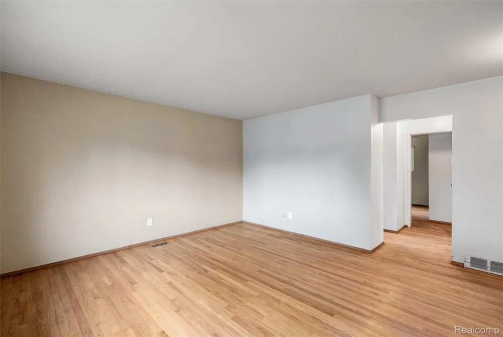3001 Williamsburg Drive Ann Arbor City, MI 48108
