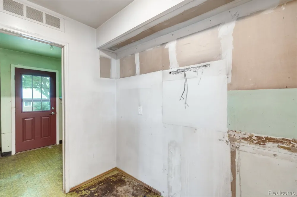 3001 Williamsburg Drive Ann Arbor City, MI 48108