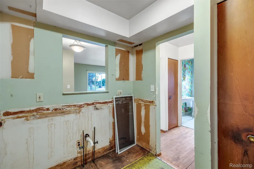 3001 Williamsburg Drive Ann Arbor City, MI 48108