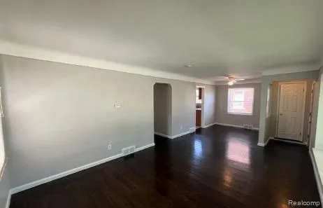 18867 rogge Detroit City, MI 48234