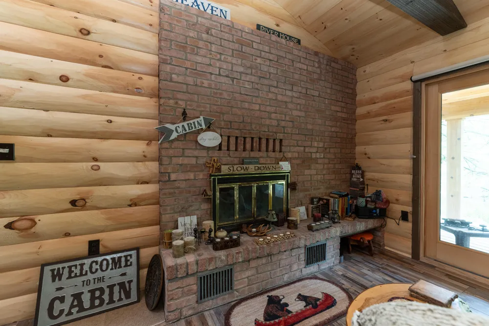 10175 S Riverbend Road Unknown, MI 49304