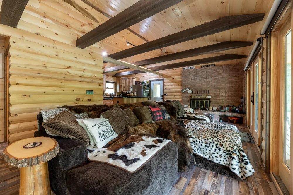 10175 S Riverbend Road Unknown, MI 49304