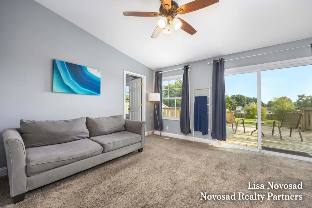 2124 Rosewood Street Georgetown Charter Township, MI 49428