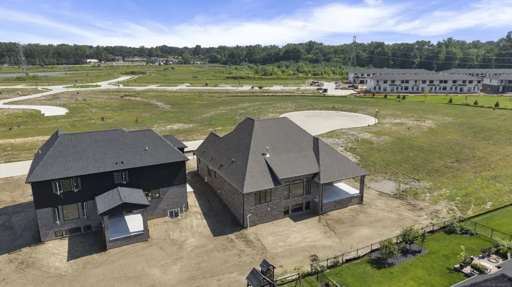 54413 Palomino Drive Shelby Charter Township, MI 48316
