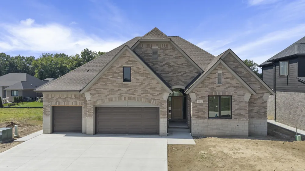54413 Palomino Drive Shelby Charter Township, MI 48316