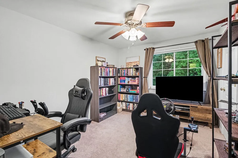 542 Eastlook Drive Saline City, MI 48176
