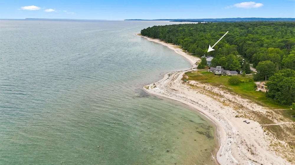 13700 Forest Beach Leelanau Township, MI 49654