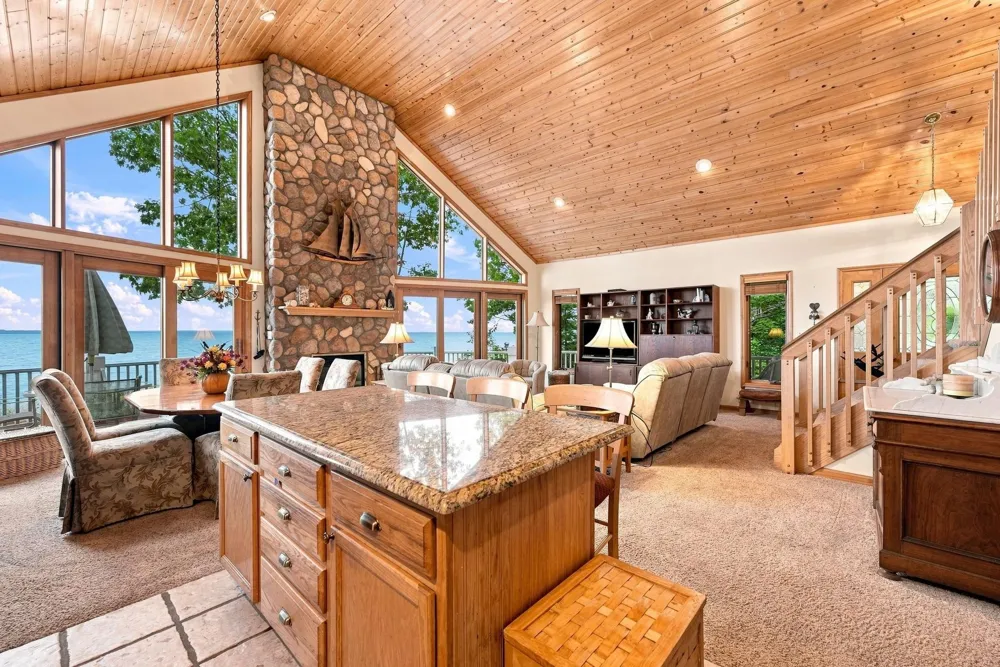 13700 Forest Beach Leelanau Township, MI 49654