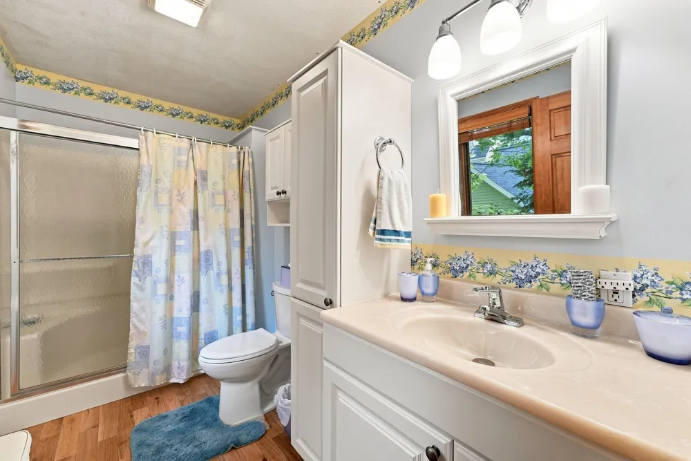 13700 Forest Beach Leelanau Township, MI 49654