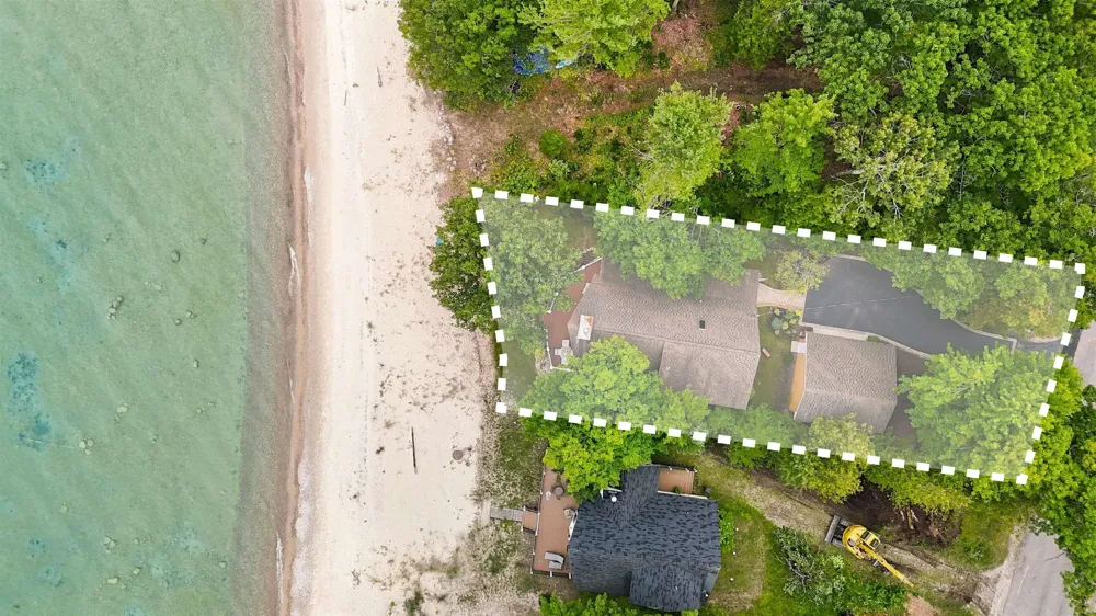 13700 Forest Beach Leelanau Township, MI 49654