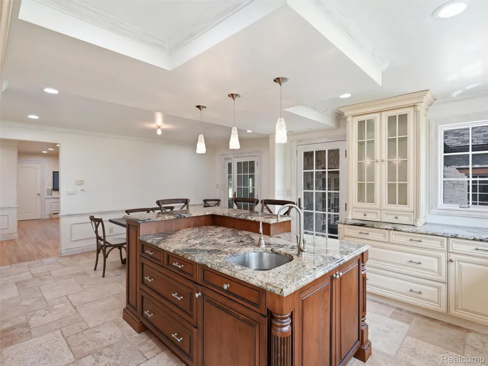 61400 Romeo Plank Road Ray Township, MI 48096