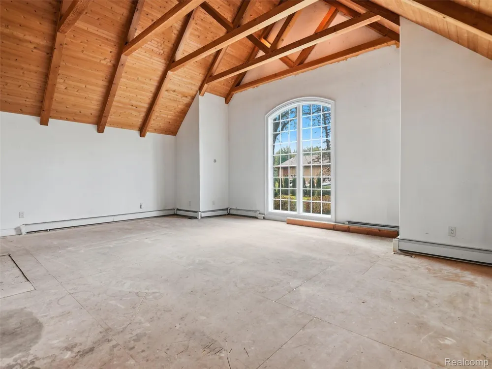 61400 Romeo Plank Road Ray Township, MI 48096