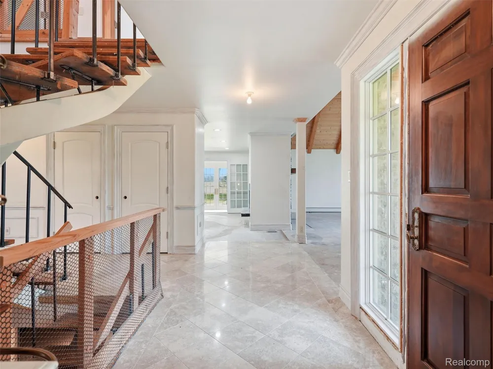 61400 Romeo Plank Road Ray Township, MI 48096